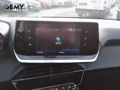 Photo 25 Peugeot 208  PureTech 75 S&S BVM5