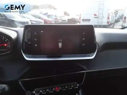 Photo 29 Peugeot 208  PureTech 75 S&S BVM5