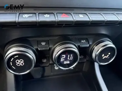 Photo 15 Renault Arkana  mild hybrid 140 EDC FAP - 22