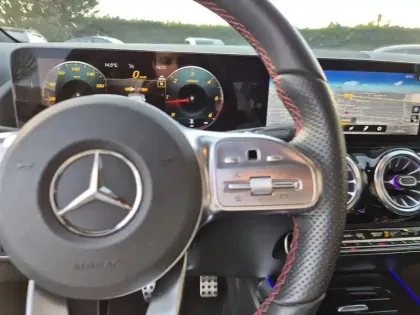 Photo 15 Mercedes GLA  200 d 8G-DCT