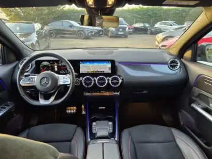 Photo 10 Mercedes GLA  200 d 8G-DCT