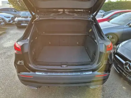 Photo 7 Mercedes GLA  200 d 8G-DCT