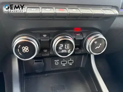 Photo 17 Renault Arkana  E-Tech 145 - 23