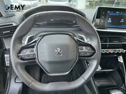 Photo 14 Peugeot 2008  PureTech 130 S&S EAT8