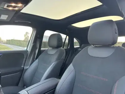 Photo 11 Mercedes GLA  200 d 8G-DCT