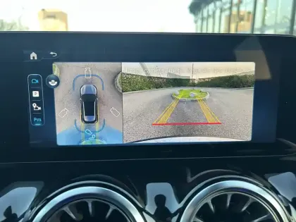 Photo 9 Mercedes GLA  200 d 8G-DCT