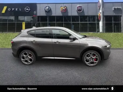 Photo 77 Alfa Romeo Tonale  1.3 Hybride Rechargeable PHEV 280ch AT6 Q4