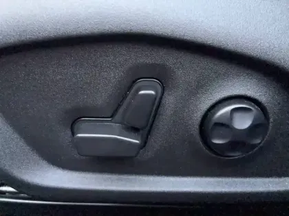 Photo 20 Alfa Romeo Tonale  1.3 Hybride Rechargeable PHEV 280ch AT6 e-Q4