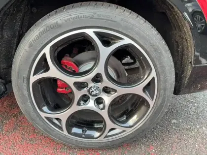 Photo 8 Alfa Romeo Tonale  1.3 Hybride Rechargeable PHEV 280ch AT6 e-Q4