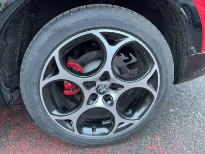 Photo 36 Alfa Romeo Tonale  1.3 Hybride Rechargeable PHEV 280ch AT6 e-Q4