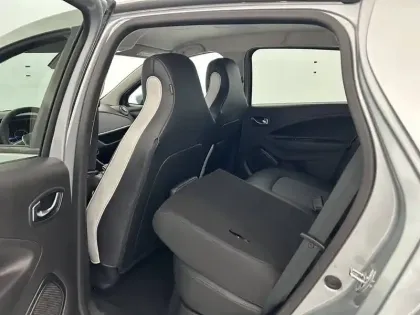 Photo 35 Renault Zoé Zoe R135 - 22B