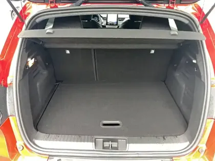 Photo 31 Renault Captur  E-Tech full hybrid 145 ch