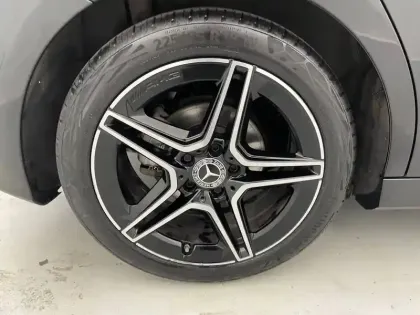 Photo 45 Mercedes Classe A Gén. IV (W177) Ph2 AMG Line 5