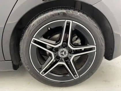 Photo 44 Mercedes Classe A Gén. IV (W177) Ph2 AMG Line 5