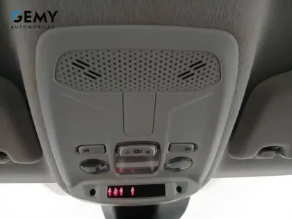 Photo 31 Peugeot 208  PureTech 75 S&S BVM5