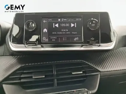 Photo 69 Peugeot 208  PureTech 75 S&S BVM5