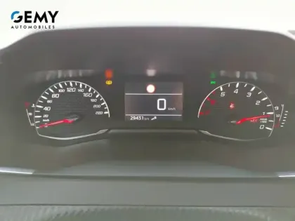 Photo 13 Peugeot 2008  PureTech 100 S&S BVM6