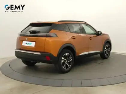 Photo 33 Peugeot 2008  PureTech 100 S&S BVM6