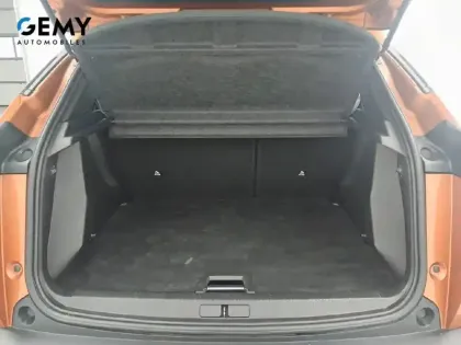 Photo 43 Peugeot 2008  PureTech 100 S&S BVM6