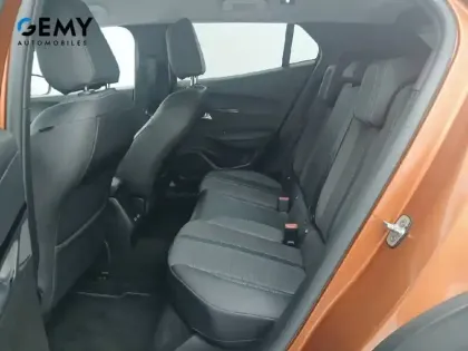 Photo 69 Peugeot 2008  PureTech 100 S&S BVM6