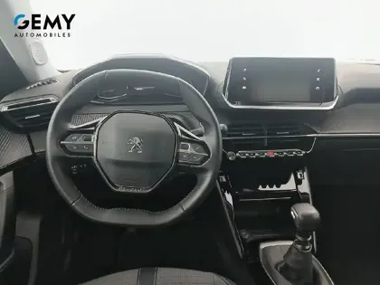 Photo 45 Peugeot 2008  PureTech 100 S&S BVM6