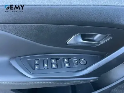 Photo 11 Peugeot 308  PureTech 130ch S&S BVM6