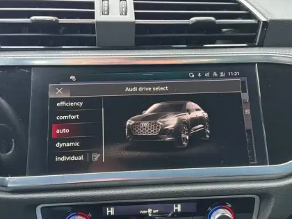 Photo 21 Audi Q3  Sportback 35 TFSI 150 ch S tronic 7