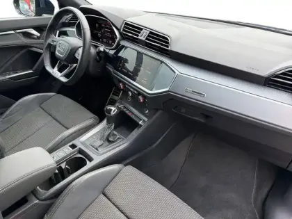 Photo 8 Audi Q3  Sportback 35 TFSI 150 ch S tronic 7