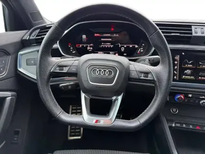 Photo 15 Audi Q3  Sportback 35 TFSI 150 ch S tronic 7