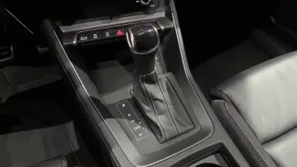 Photo 5 Audi Q3  35 TFSI 150 ch S tronic 7