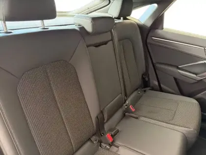 Photo 9 Audi Q3  Sportback 35 TFSI 150 ch S tronic 7