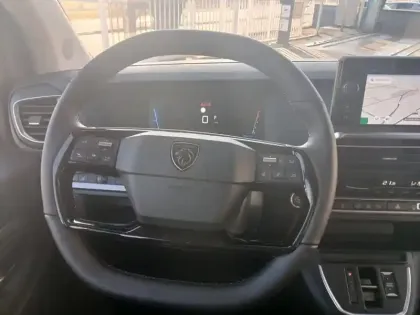 Photo 12 Peugeot Traveller  M BlueHDi 180ch S&S EAT8