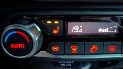 Photo 24 Nissan Juke  DIG-T 114