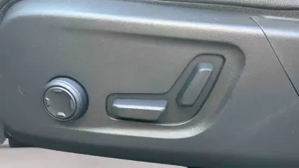 Photo 15 Volvo Xc40  B3 163 ch DCT7