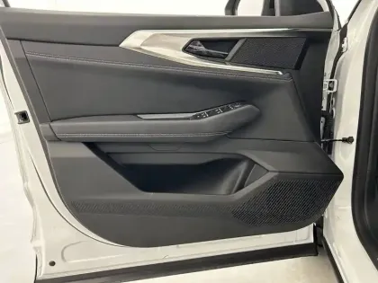 Photo 10 Renault Austral  E-Tech hybrid 200