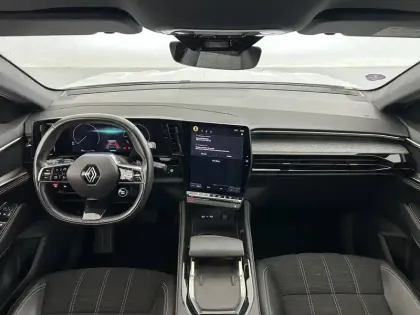 Photo 25 Renault Austral  E-Tech hybrid 200