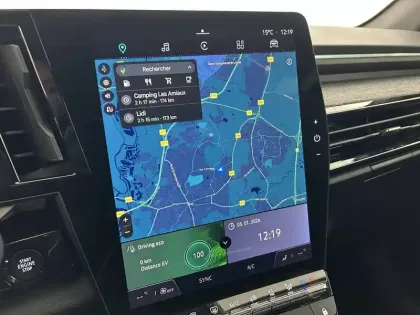 Photo 23 Renault Austral  E-Tech hybrid 200