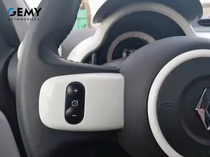 Photo 13 Renault Twingo  III E-Tech
