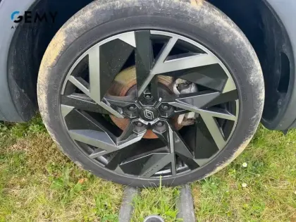 Photo 45 Renault Arkana  E-Tech 145 - 23