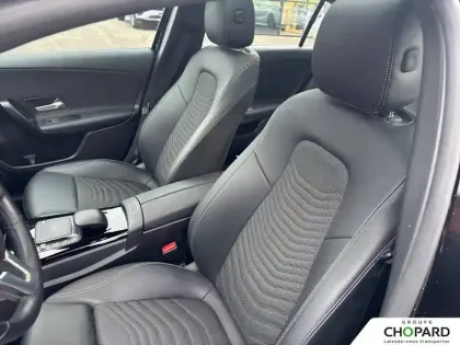 Photo 10 Mercedes Classe A  250 e 8G-DCT