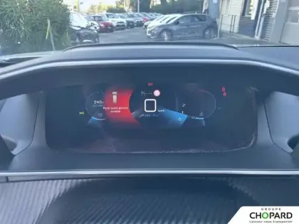 Photo 18 Peugeot 2008  PureTech 100 S&S BVM6