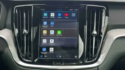 Photo 14 Volvo V60  T6 AWD Hybride Rechargeable 253 ch + 145 ch Geartronic 8