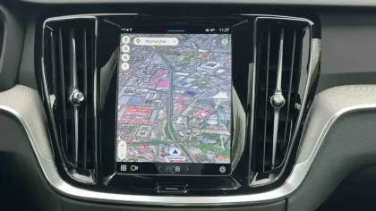 Photo 13 Volvo V60  T6 AWD Hybride Rechargeable 253 ch + 145 ch Geartronic 8