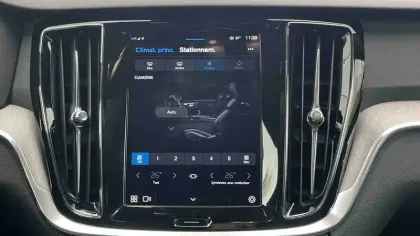 Photo 17 Volvo V60  T6 AWD Hybride Rechargeable 253 ch + 145 ch Geartronic 8