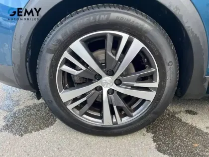 Photo 10 Peugeot 5008  PureTech 130ch S&S EAT8