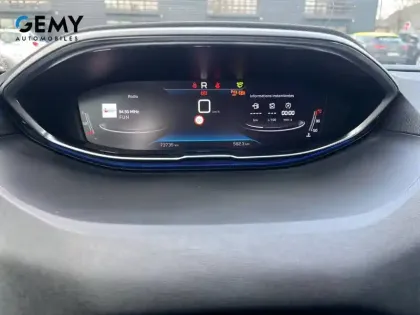 Photo 14 Peugeot 5008  PureTech 130ch S&S EAT8