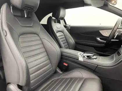 Photo 27 Mercedes Classe C  Cabriolet 220 d 9G-Tronic