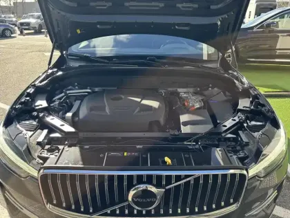 Photo 28 Volvo Xc60  T6 AWD Hybride rechargeable 253 ch+145 ch Geartronic 8