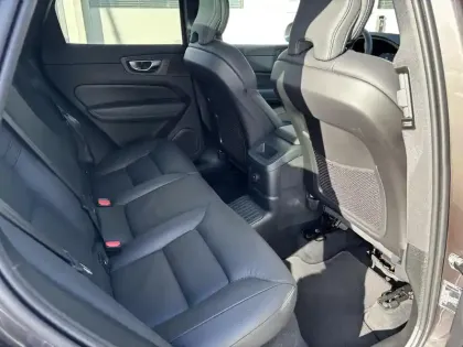 Photo 19 Volvo Xc60  T6 AWD Hybride rechargeable 253 ch+145 ch Geartronic 8