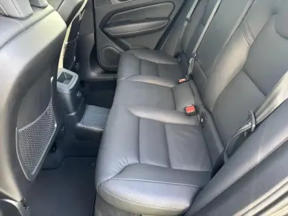 Photo 23 Volvo Xc60  T6 AWD Hybride rechargeable 253 ch+145 ch Geartronic 8